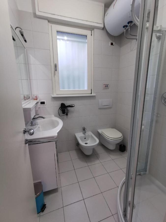 Ferienwohnung-Casa-Uta-Gardasee-Limone-Tremosine Exteriör bild